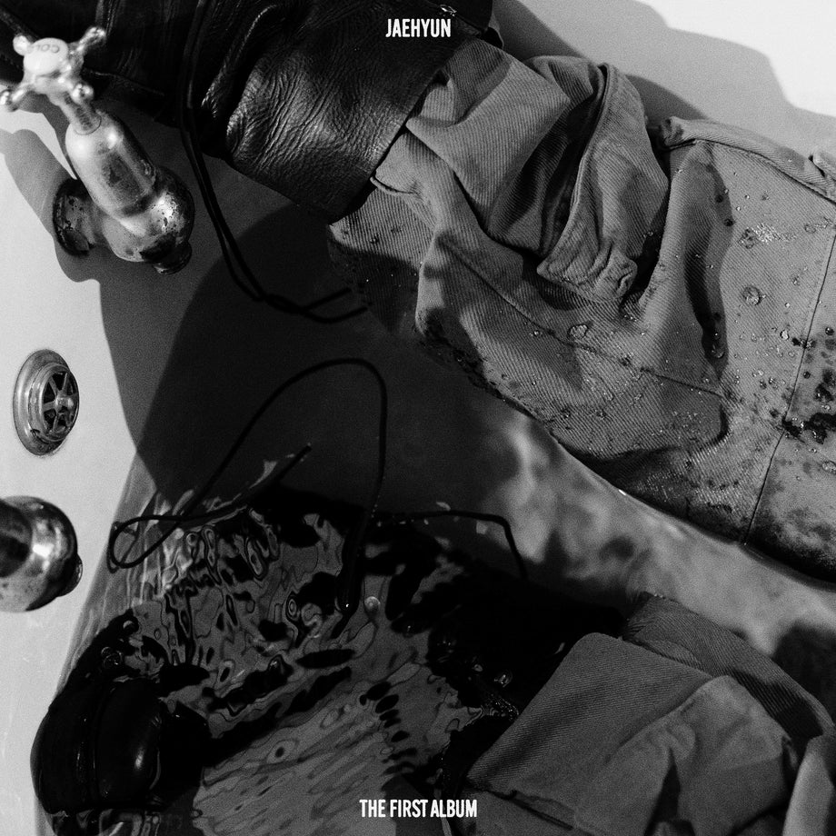 The 1st Album 'J' (J Version) - JAEHYUN | Platenzaak.nl