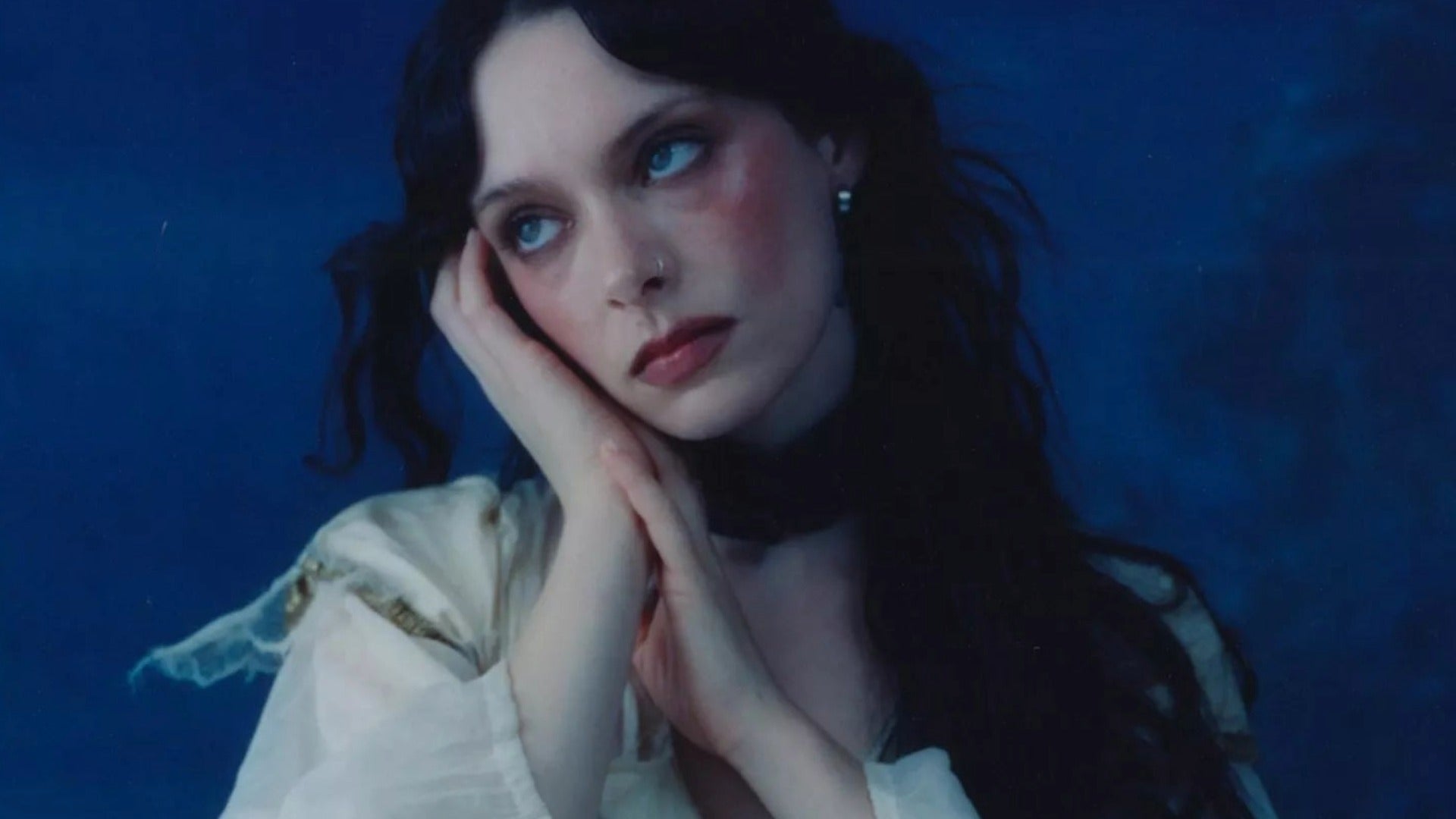 All of Holly Humberstone | Platenzaak.nl